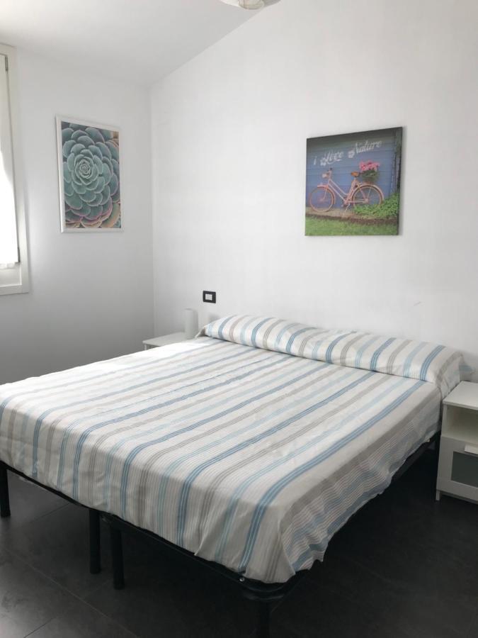La Terrazza Del Molino Apartment เลวานโต ภายนอก รูปภาพ